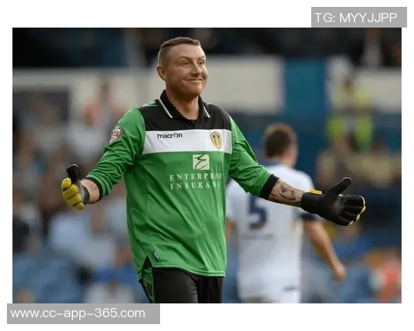 英超官方问球星手机里最出名的联系人是谁，汉密尔顿诺天王被提