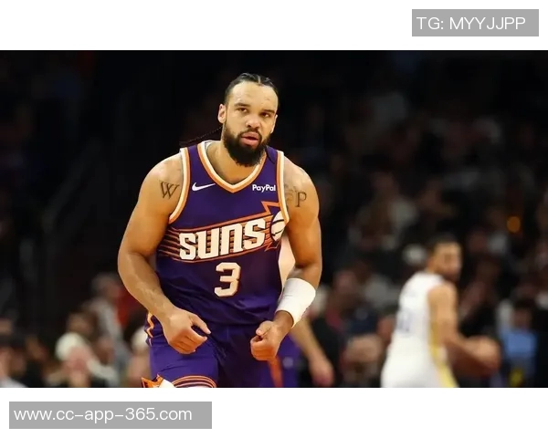 布克回应三分犯规争议称需查规则手册并提及狄龙被詹姆斯撞倒事件