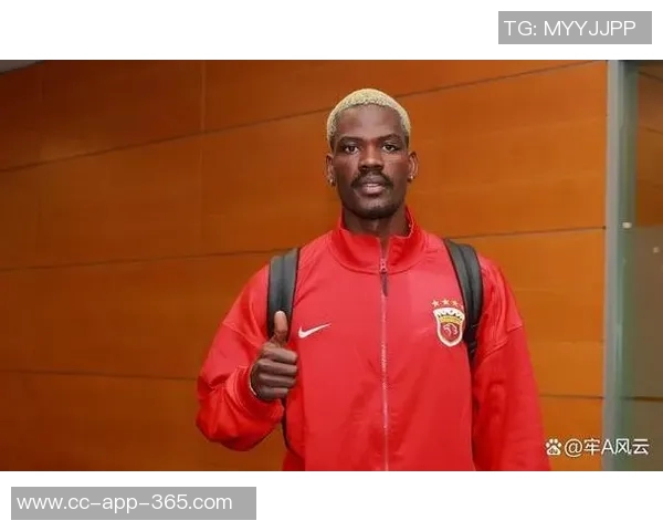 海港冬训启程博主安永佳岳鑫张源卢永涛刘祝润同行迪拜探秘